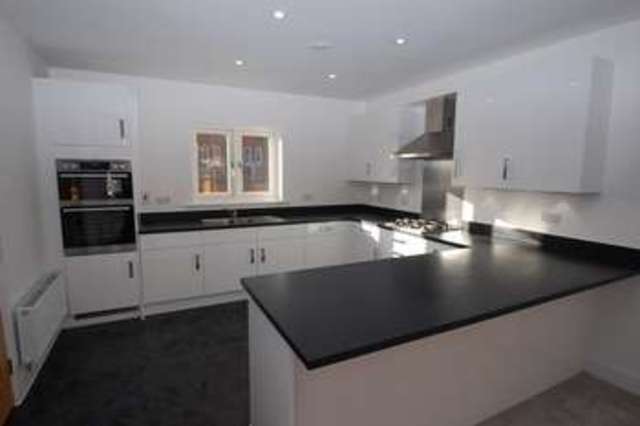  Image of 4 Bedroom Semi-Detached to rent at Cholsey Wallingford, OX10 9FQ