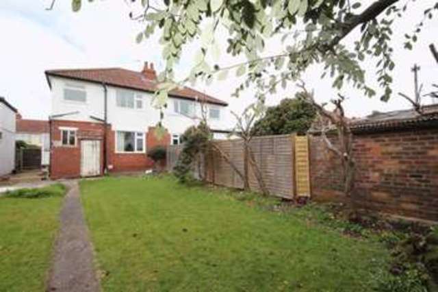  Image of 3 Bedroom Semi-Detached to rent at Southmead Road Westbury-On-Trym Bristol, BS10 5DR