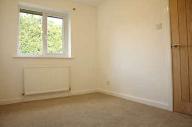  Image of 2 Bedroom Semi-Detached for sale at Diggle Saddleworth Diggle, OL3 5PT
