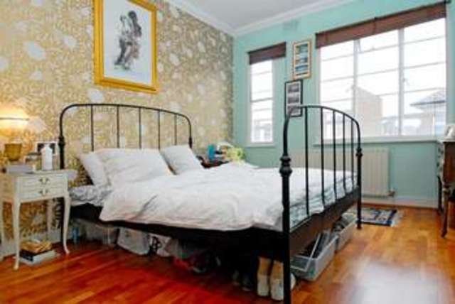  Image of 2 Bedroom Flat to rent at Tavistock Road  London, W11 1AW