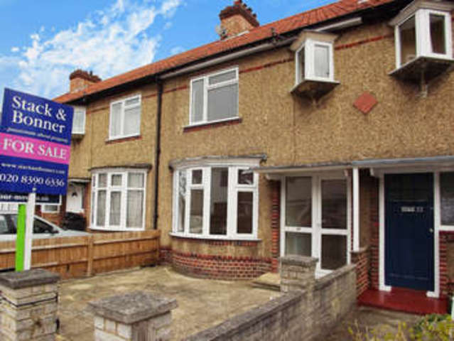  Image of 3 Bedroom Terraced for sale at Tolworth Surrey Tolworth, KT6 7SZ