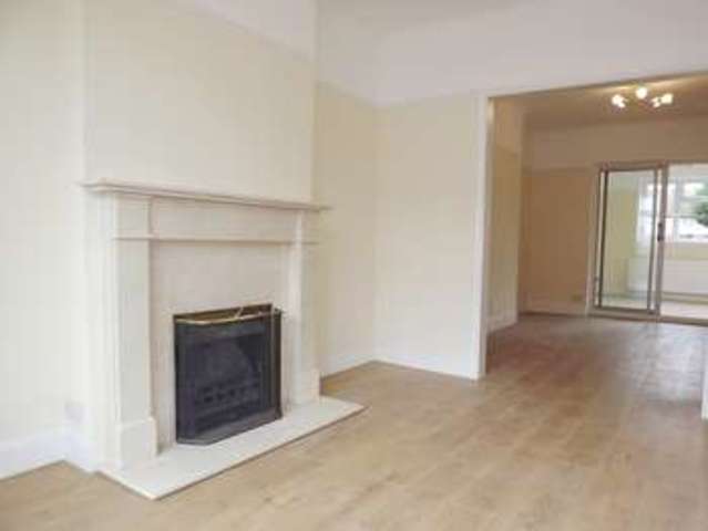  Image of 3 Bedroom Terraced for sale at Tolworth Surrey Tolworth, KT6 7SZ