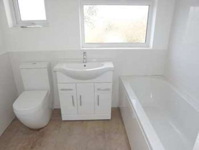  Image of 3 Bedroom Terraced for sale at Tolworth Surrey Tolworth, KT6 7SZ
