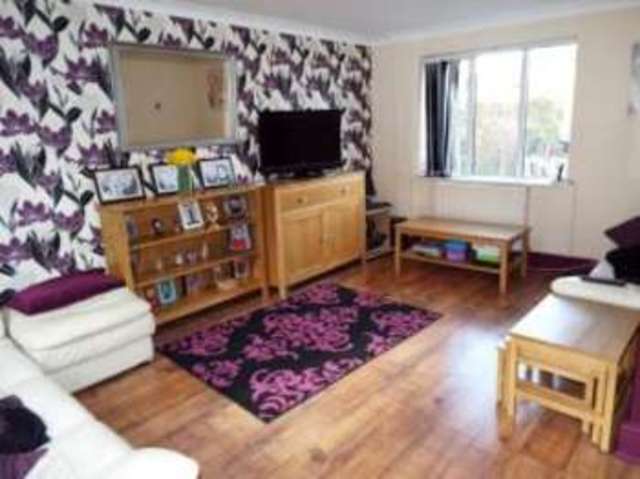  Image of 3 Bedroom End of Terrace for sale at Totton Southampton Hounsdown, SO40 9BB