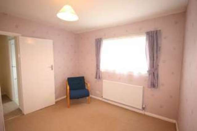  Image of 2 Bedroom Terraced to rent at Langley, SL3 8RW