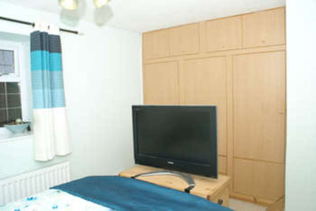  Image of 2 Bedroom Semi-Detached for sale at Yate Bristol Yate, BS37 5UL