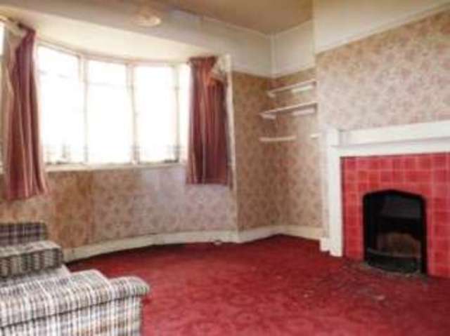  Image of 3 Bedroom Terraced for sale at Beckenham  Eden Park, BR3 3JR