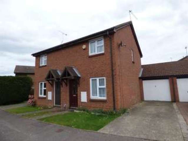  Image of 2 Bedroom Detached to rent at Diamond Way Wokingham Wokingham, RG41 3TU