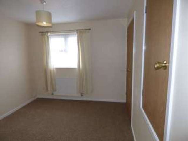  Image of 2 Bedroom Detached to rent at Diamond Way Wokingham Wokingham, RG41 3TU