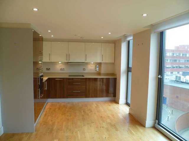 Image of 2 Bedroom Apartment to rent at Bunton Street Woolwich London, SE18 6LS