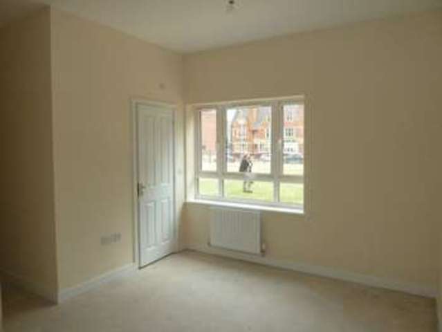  Image of 2 Bedroom Flat to rent at River View  Northampton, NN4 8EL