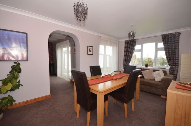  Image of 3 Bedroom Semi-Detached for sale at Beachin Lane Coddington Chester, CH3 6LZ