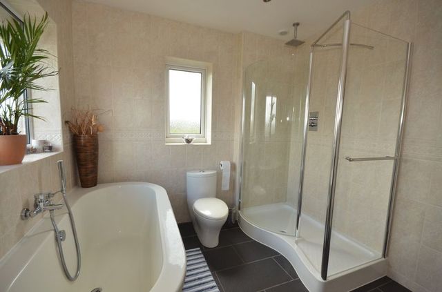  Image of 3 Bedroom Semi-Detached for sale at Beachin Lane Coddington Chester, CH3 6LZ