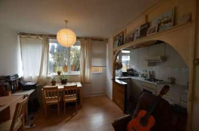  Image of 1 Bedroom Property to rent at Ben Johnson Court Harman Estate Hoxton, N1 6RL