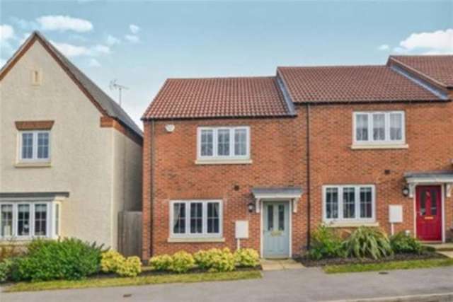  Image of 3 Bedroom Detached to rent at Nottingham, NG15 9DA