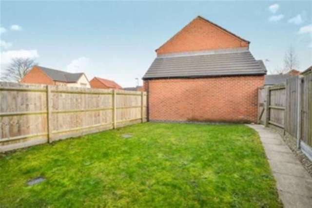  Image of 3 Bedroom Detached to rent at Nottingham, NG15 9DA