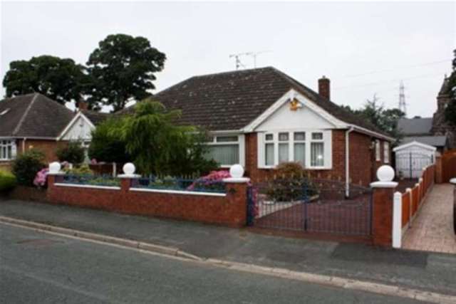  Image of 2 Bedroom Bungalow to rent at Ellesmere Port, CH66 1RD