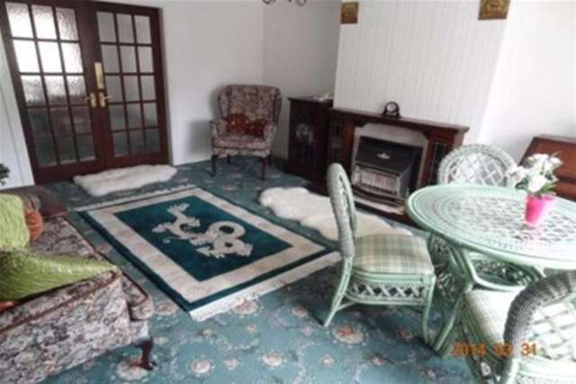  Image of 2 Bedroom Bungalow to rent at Ellesmere Port, CH66 1RD