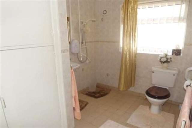  Image of 2 Bedroom Bungalow to rent at Ellesmere Port, CH66 1RD