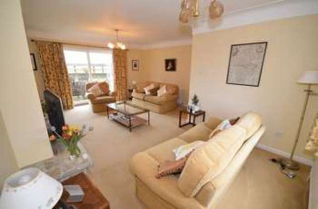  Image of 4 Bedroom Detached for sale at Cinder Lane Guilden Sutton Chester, CH3 7EN