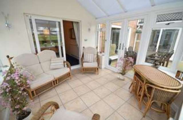  Image of 4 Bedroom Detached for sale at Cinder Lane Guilden Sutton Chester, CH3 7EN