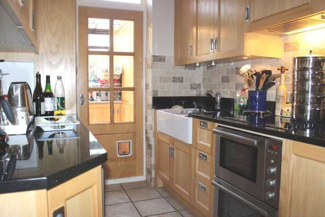  Image of 3 Bedroom Detached to rent at Corporation Street Stratford London, E15 3DY