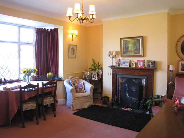  Image of 4 Bedroom Detached for sale at Cosham Portsmouth Hampshire, PO6 1BB