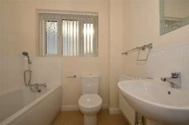  Image of 4 Bedroom Detached for sale at Rainham Gillingham Gillingham, ME8 7HD