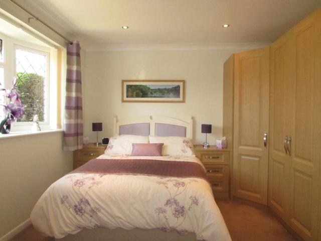  Image of 3 Bedroom Detached to rent at Poole  Wallisdown, BH12 4DD