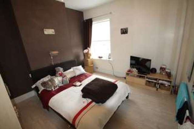  Image of 2 Bedroom Terraced for sale at Fenpark Road Fenton Stoke-On-Trent, ST4 3JT