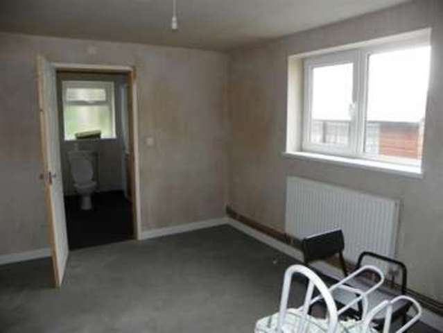  Image of 4 Bedroom Property for sale at Glan Y Wern Road Llansamlet Llansamlet, SA7 9UJ