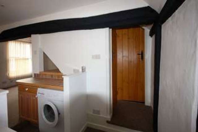  Image of 1 Bedroom Flat to rent at High Street Markyate St. Albans, AL3 8HZ