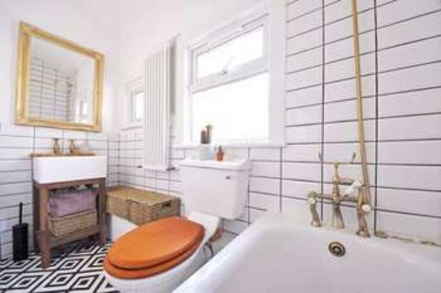  Image of 3 Bedroom Terraced for sale at Holmewood Road South Norwood LONDON, SE25 6UZ