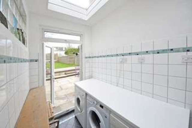  Image of 3 Bedroom Terraced for sale at Holmewood Road South Norwood LONDON, SE25 6UZ