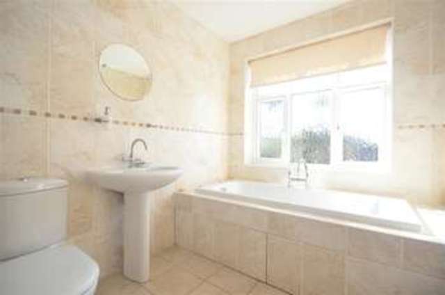  Image of 3 Bedroom Semi-Detached for sale at Dover Kent Dover, CT16 3BW