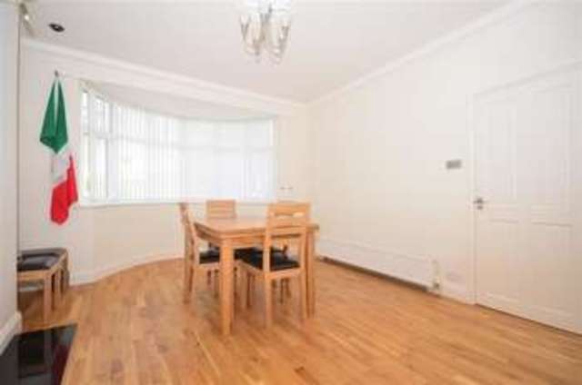  Image of 3 Bedroom Semi-Detached for sale at Dover Kent Dover, CT16 3BW
