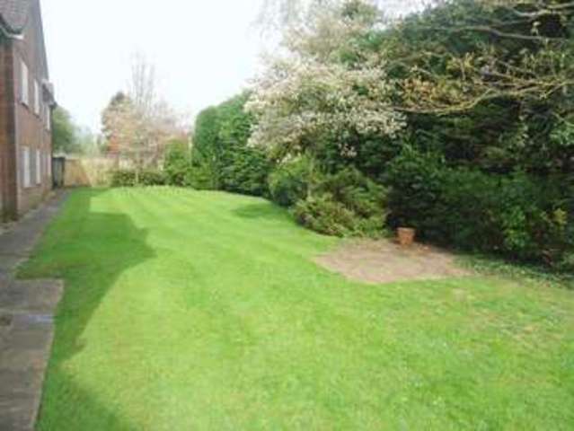  Image of 2 Bedroom Property for sale at Leaford Crescent  Watford, WD24 5JF