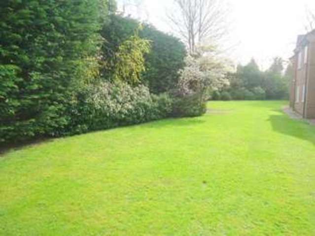  Image of 2 Bedroom Property for sale at Leaford Crescent  Watford, WD24 5JF