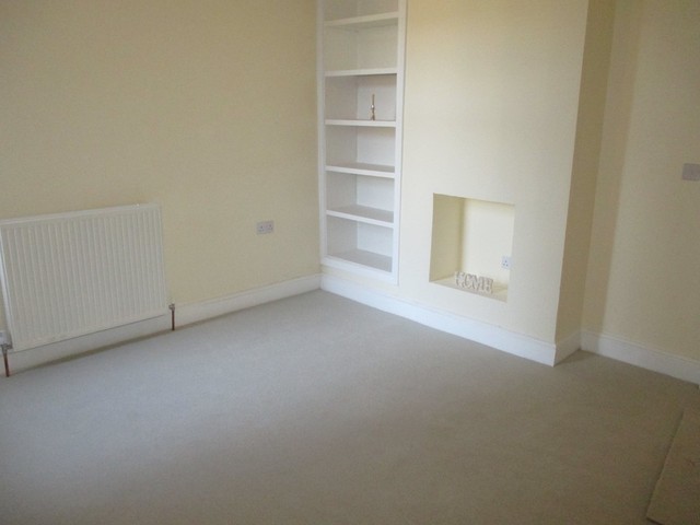  Image of 3 Bedroom Terraced for sale at Lower Derby Road Stamshaw Portsmouth, PO2 8EY