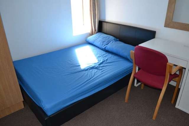  Image of 1 Bedroom Ground Flat to rent at Mill Road Flat 1 Cambridge, CB1 3AA
