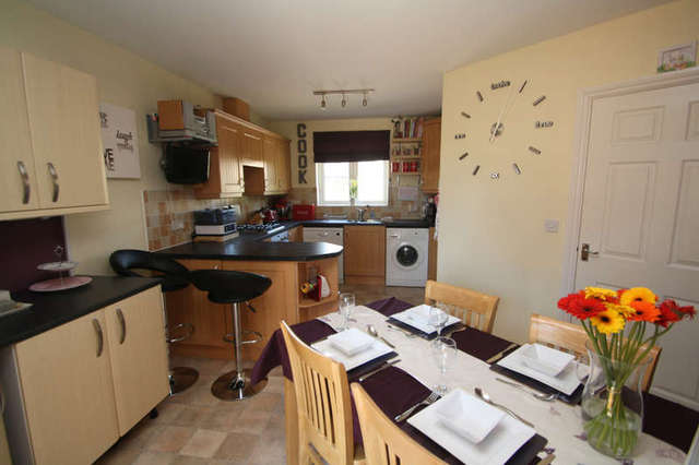  Image of 3 Bedroom Terraced for sale at Plympton Plymouth Devon, PL7 4RN