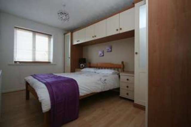  Image of 3 Bedroom Semi-Detached to rent at Picketston Close  St Athan, CF62 4DN
