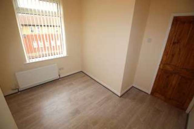  Image of 2 Bedroom Terraced to rent at Riddock Road Litherland Liverpool, L21 8HT