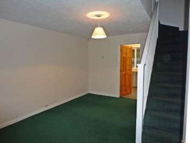  Image of 2 Bedroom Semi-Detached to rent at Skelcher Road Shirley Solihull, B90 2EZ