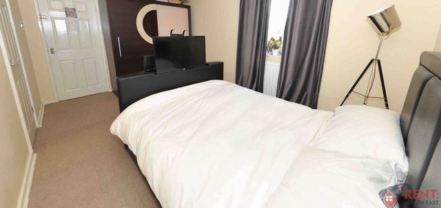  Image of 1 Bedroom Detached to rent at Southend Parade Array Hebburn, NE31 2AR