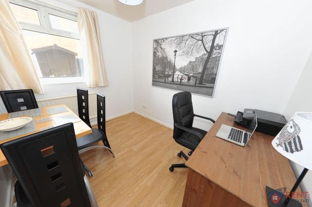  Image of 1 Bedroom Detached to rent at Southend Parade Array Hebburn, NE31 2AR
