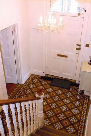  Image of 3 Bedroom Semi-Detached for sale at Summer Grove Elstree Elstree, WD6 3HH