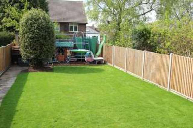  Image of 3 Bedroom Semi-Detached for sale at Summer Grove Elstree Elstree, WD6 3HH