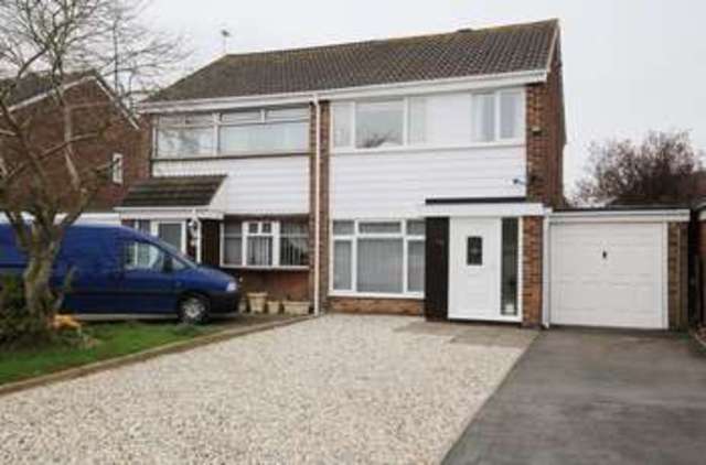  Image of 3 Bedroom Semi-Detached for sale at Sycamore Drive  Moira, DE12 6HL