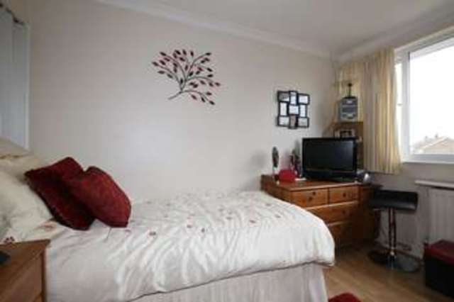  Image of 3 Bedroom Semi-Detached for sale at Sycamore Drive  Moira, DE12 6HL